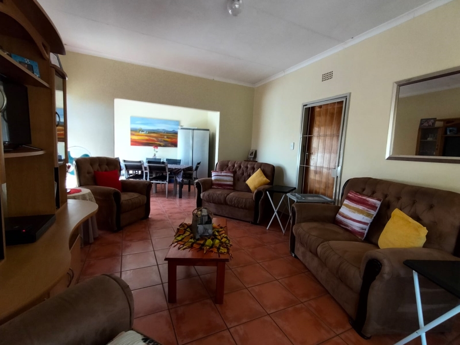 3 Bedroom Property for Sale in Protea Park North West